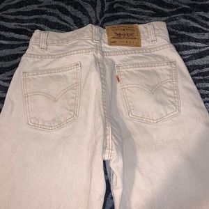 Vintage High waisted Tapered leg Levi Jeans